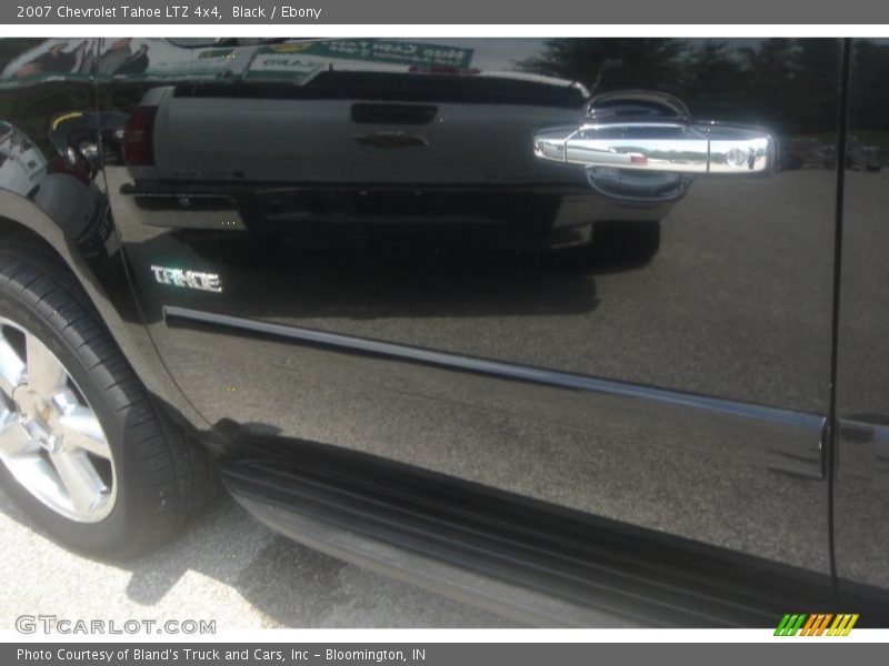 Black / Ebony 2007 Chevrolet Tahoe LTZ 4x4