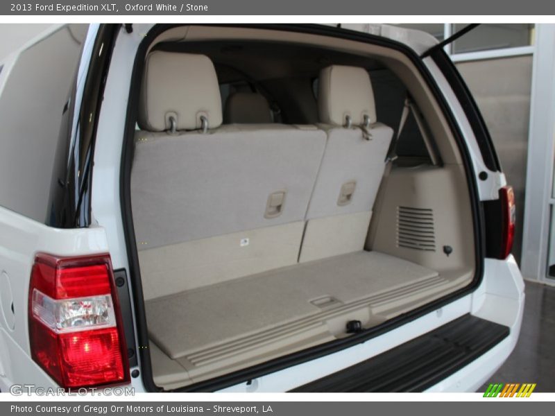 Oxford White / Stone 2013 Ford Expedition XLT