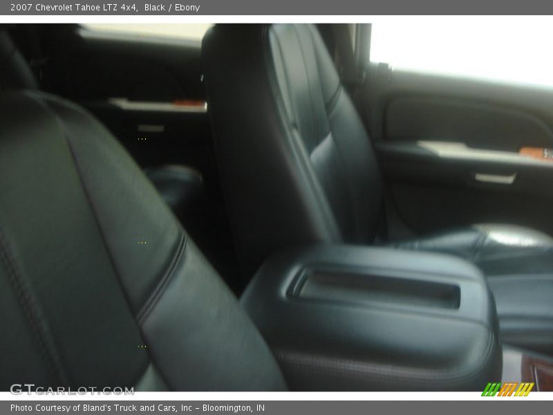Black / Ebony 2007 Chevrolet Tahoe LTZ 4x4