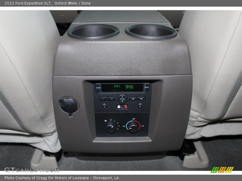 Oxford White / Stone 2013 Ford Expedition XLT