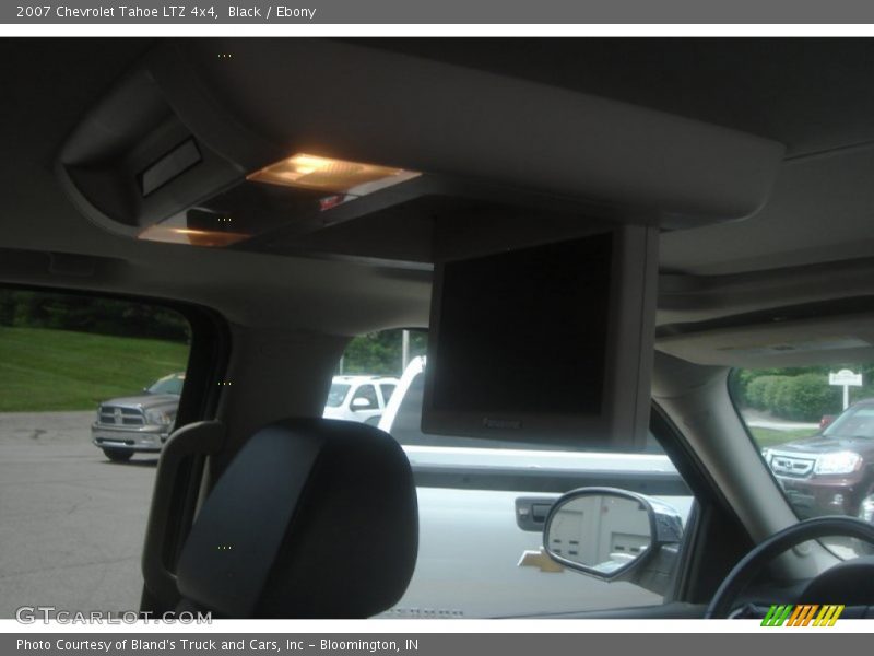 Black / Ebony 2007 Chevrolet Tahoe LTZ 4x4