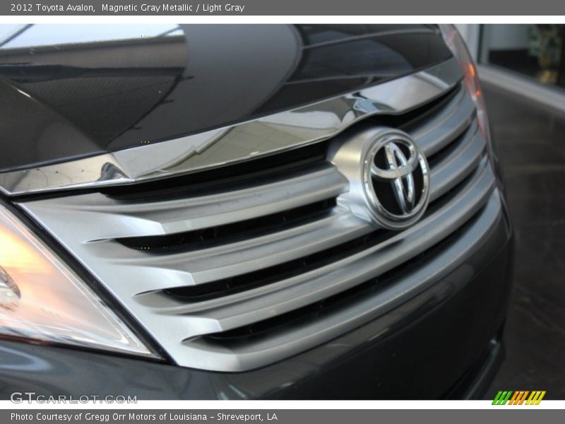 Magnetic Gray Metallic / Light Gray 2012 Toyota Avalon