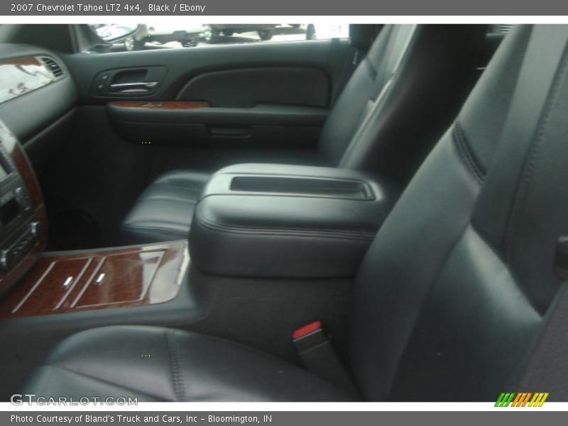 Black / Ebony 2007 Chevrolet Tahoe LTZ 4x4
