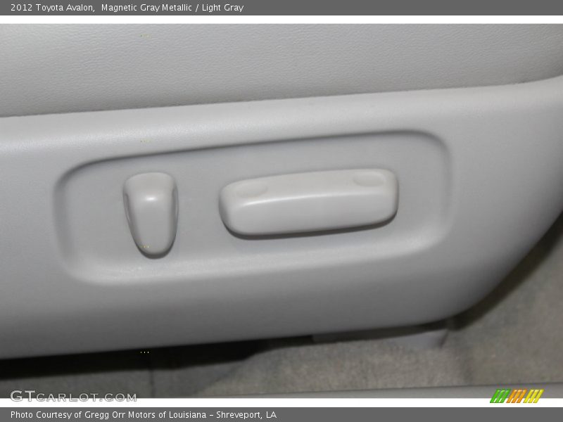 Magnetic Gray Metallic / Light Gray 2012 Toyota Avalon