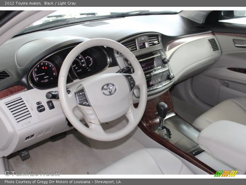 Black / Light Gray 2012 Toyota Avalon