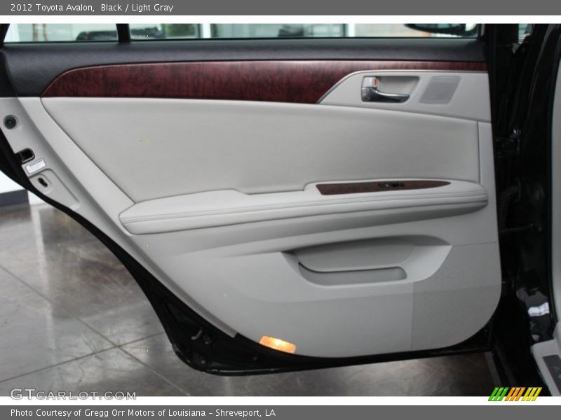 Black / Light Gray 2012 Toyota Avalon