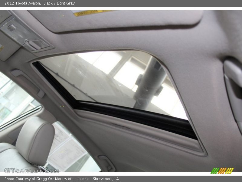 Black / Light Gray 2012 Toyota Avalon