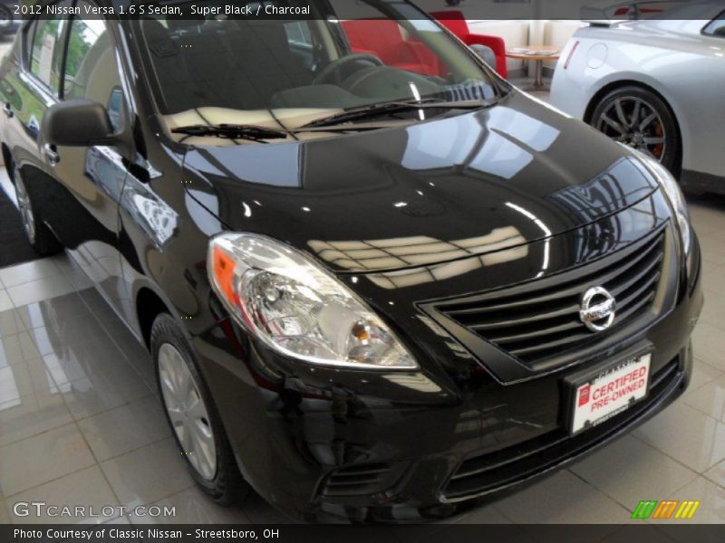Super Black / Charcoal 2012 Nissan Versa 1.6 S Sedan