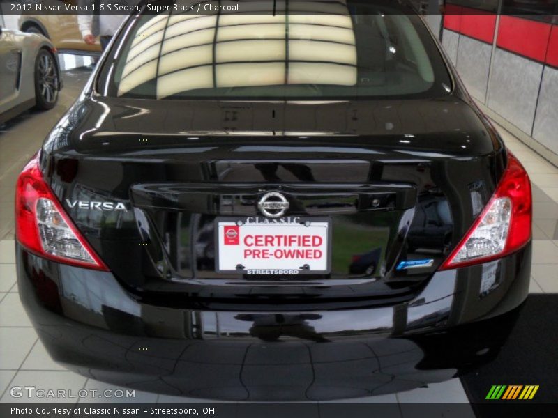 Super Black / Charcoal 2012 Nissan Versa 1.6 S Sedan