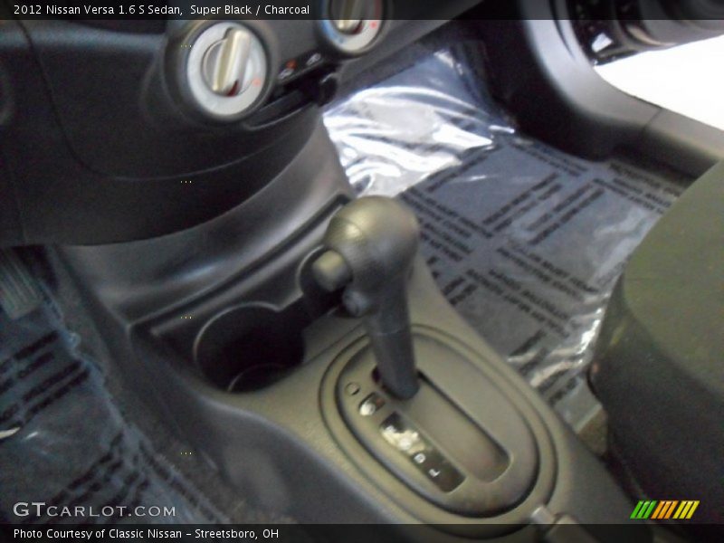 Super Black / Charcoal 2012 Nissan Versa 1.6 S Sedan