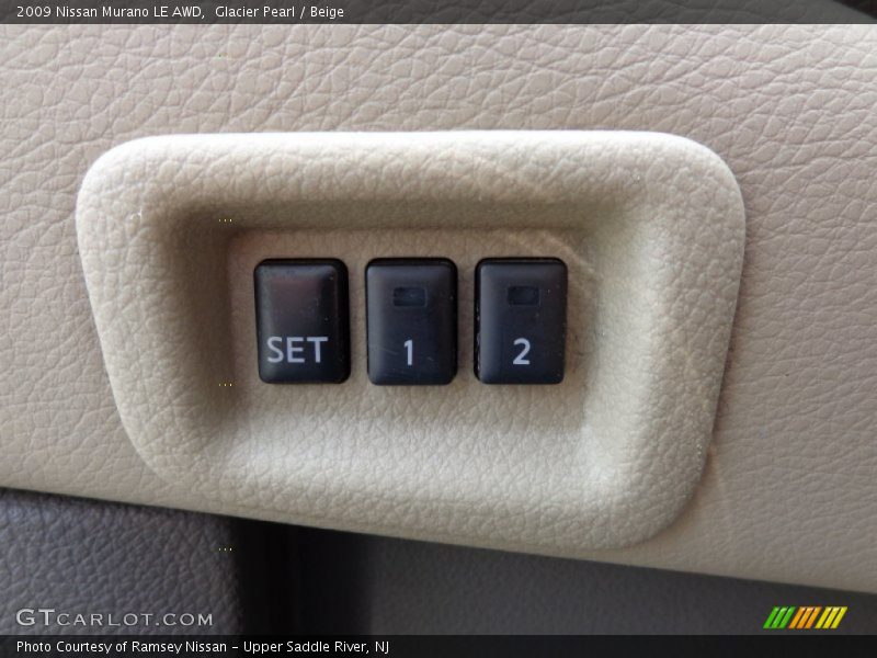 Glacier Pearl / Beige 2009 Nissan Murano LE AWD