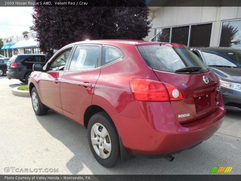 Venom Red / Gray 2009 Nissan Rogue S AWD