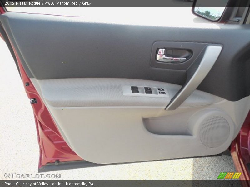 Venom Red / Gray 2009 Nissan Rogue S AWD