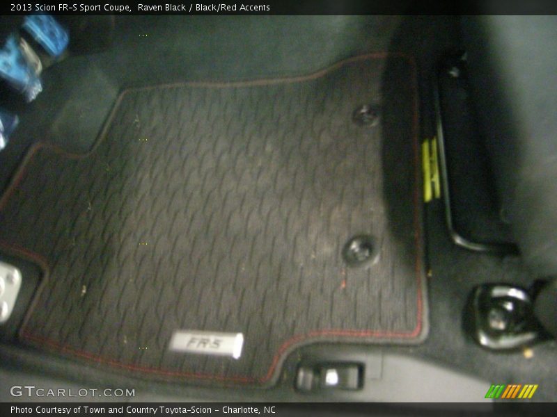 Raven Black / Black/Red Accents 2013 Scion FR-S Sport Coupe