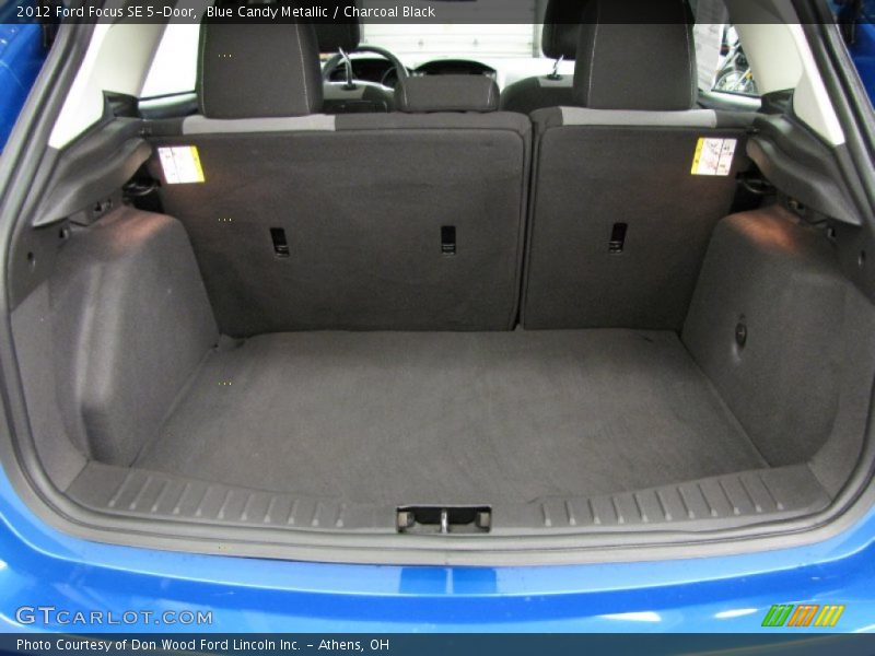 Blue Candy Metallic / Charcoal Black 2012 Ford Focus SE 5-Door