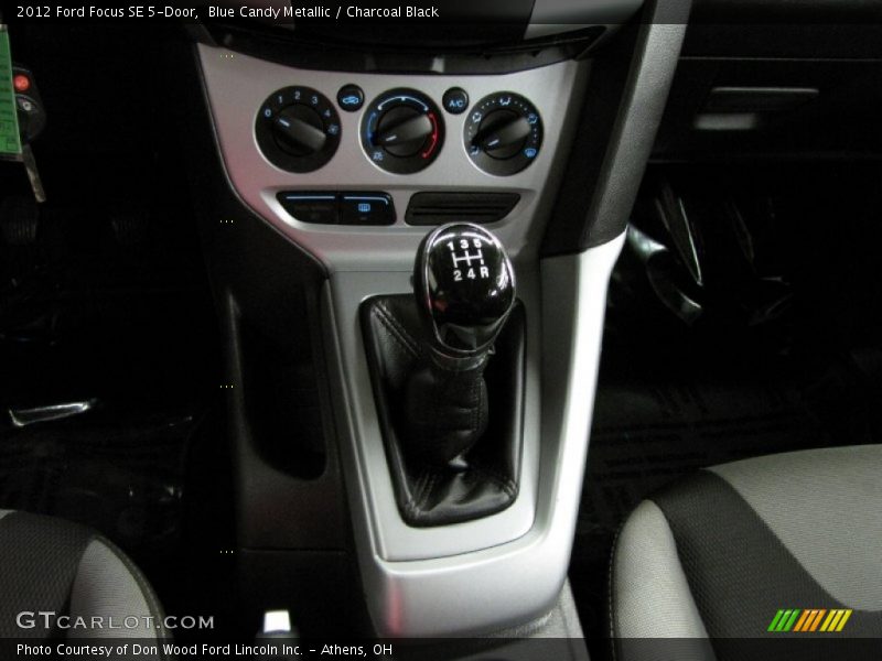 Blue Candy Metallic / Charcoal Black 2012 Ford Focus SE 5-Door