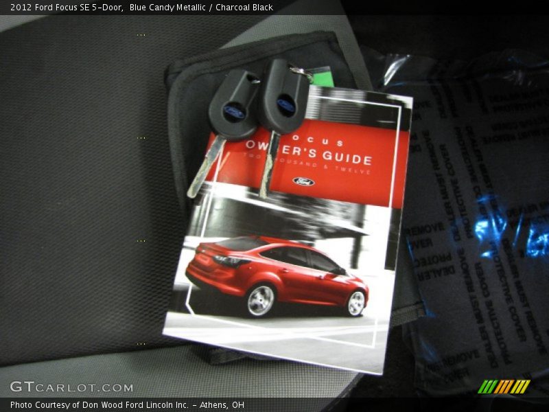 Blue Candy Metallic / Charcoal Black 2012 Ford Focus SE 5-Door