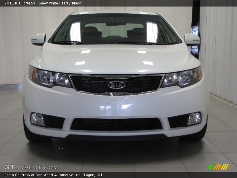 Snow White Pearl / Black 2011 Kia Forte SX