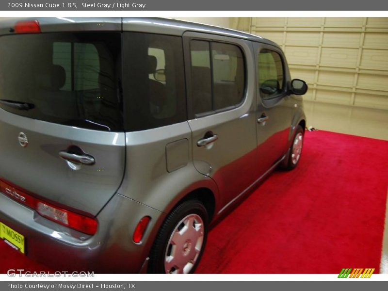 Steel Gray / Light Gray 2009 Nissan Cube 1.8 S