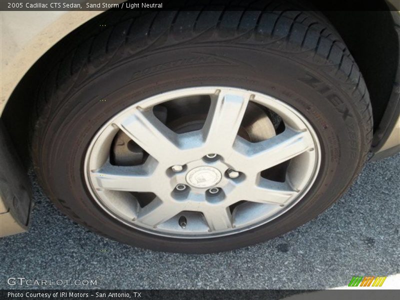 Sand Storm / Light Neutral 2005 Cadillac CTS Sedan