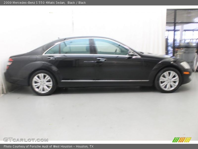 Black / Black 2009 Mercedes-Benz S 550 4Matic Sedan