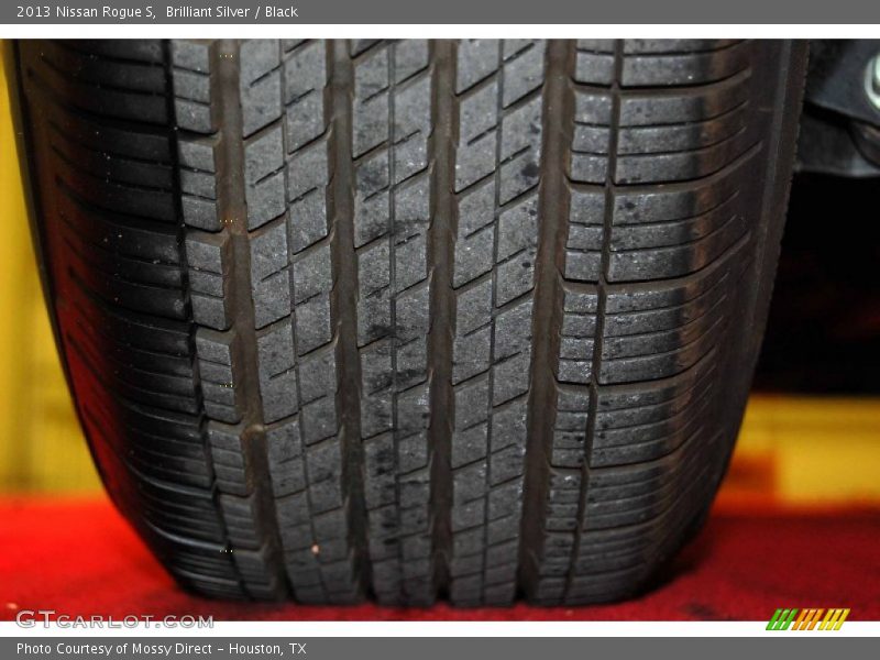 Brilliant Silver / Black 2013 Nissan Rogue S
