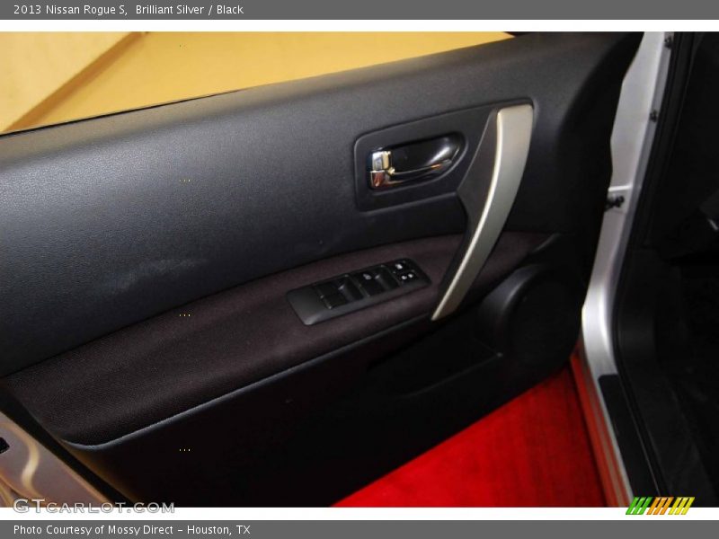 Brilliant Silver / Black 2013 Nissan Rogue S