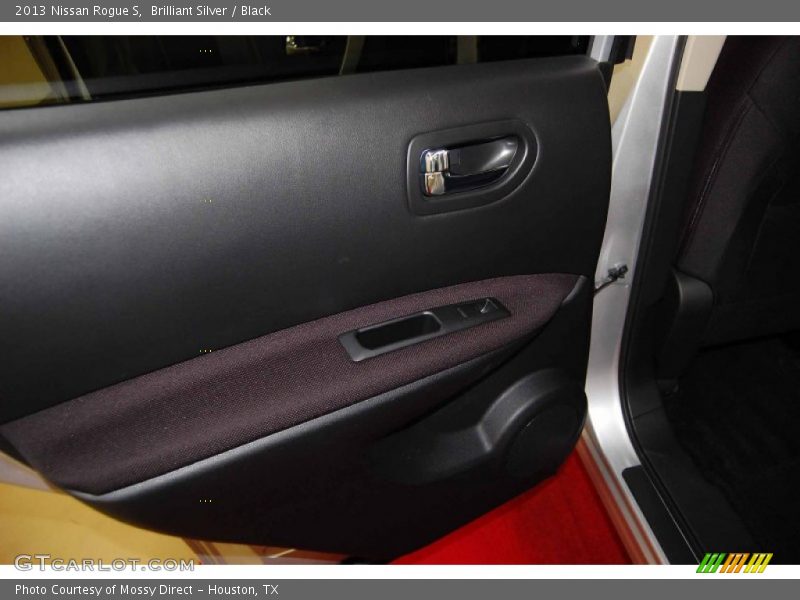Brilliant Silver / Black 2013 Nissan Rogue S