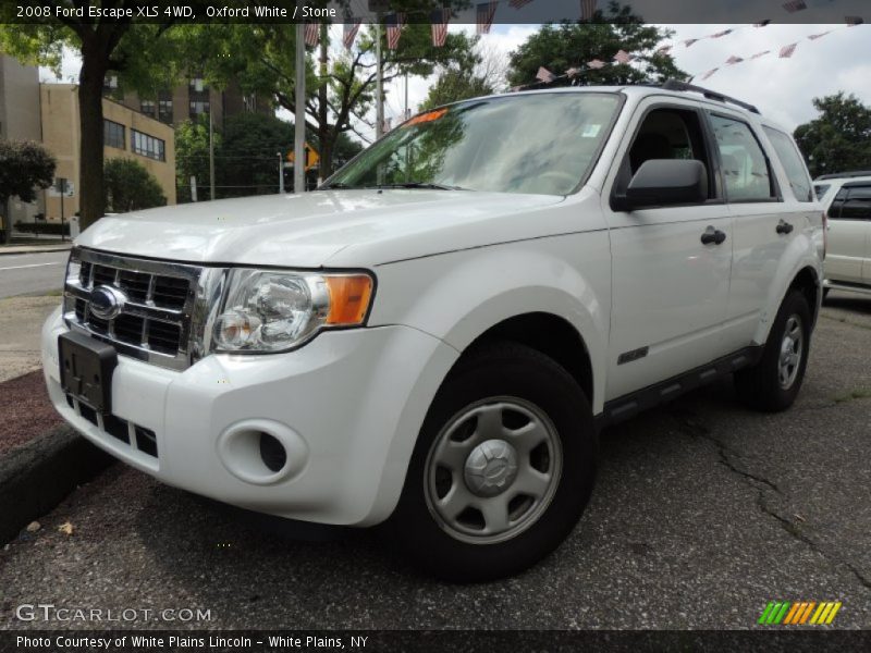 Front 3/4 View of 2008 Escape XLS 4WD