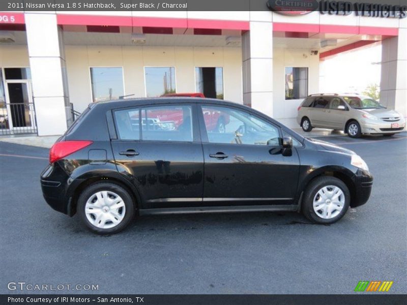 Super Black / Charcoal 2011 Nissan Versa 1.8 S Hatchback