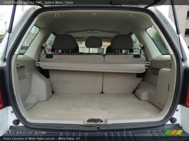  2008 Escape XLS 4WD Trunk