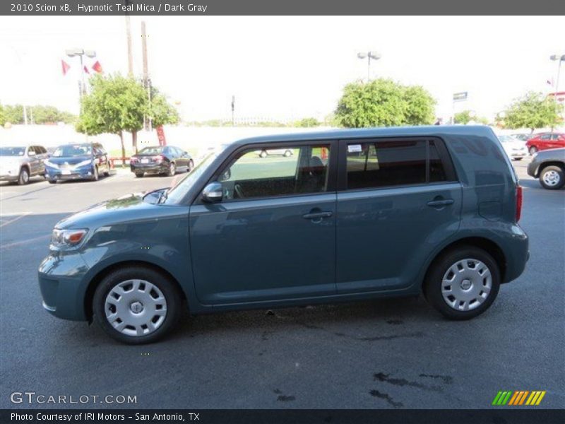 Hypnotic Teal Mica / Dark Gray 2010 Scion xB