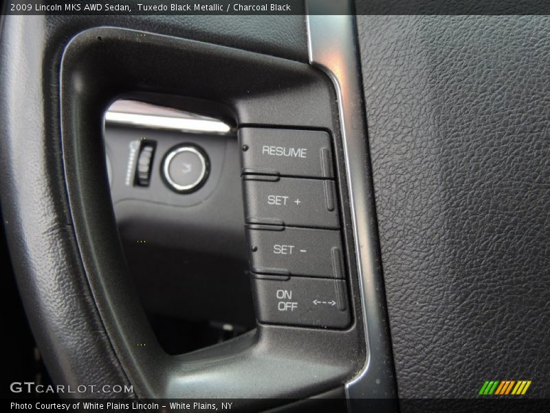 Tuxedo Black Metallic / Charcoal Black 2009 Lincoln MKS AWD Sedan