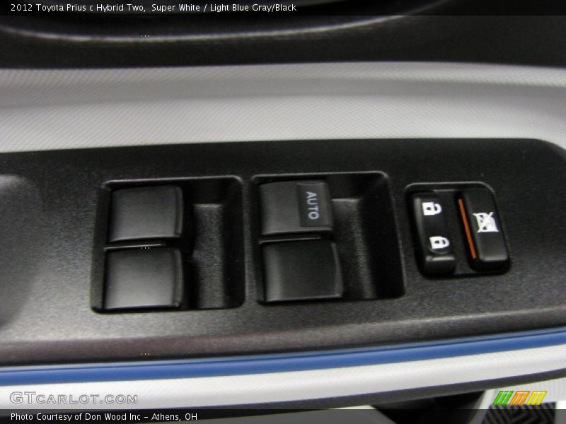Super White / Light Blue Gray/Black 2012 Toyota Prius c Hybrid Two