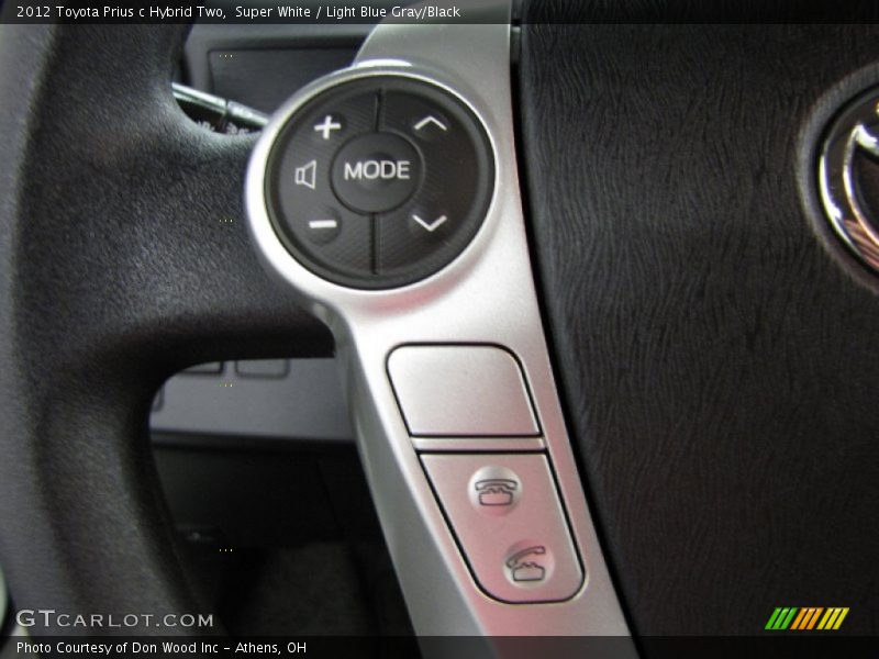 Super White / Light Blue Gray/Black 2012 Toyota Prius c Hybrid Two