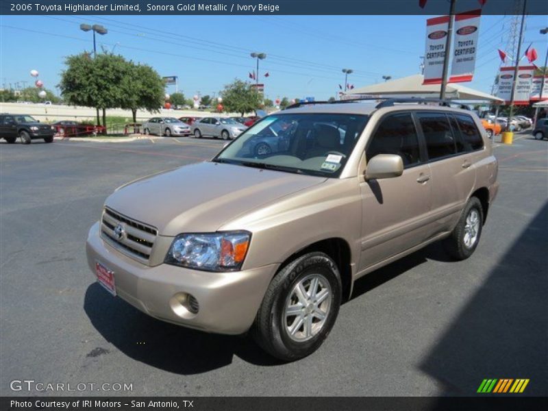 Sonora Gold Metallic / Ivory Beige 2006 Toyota Highlander Limited