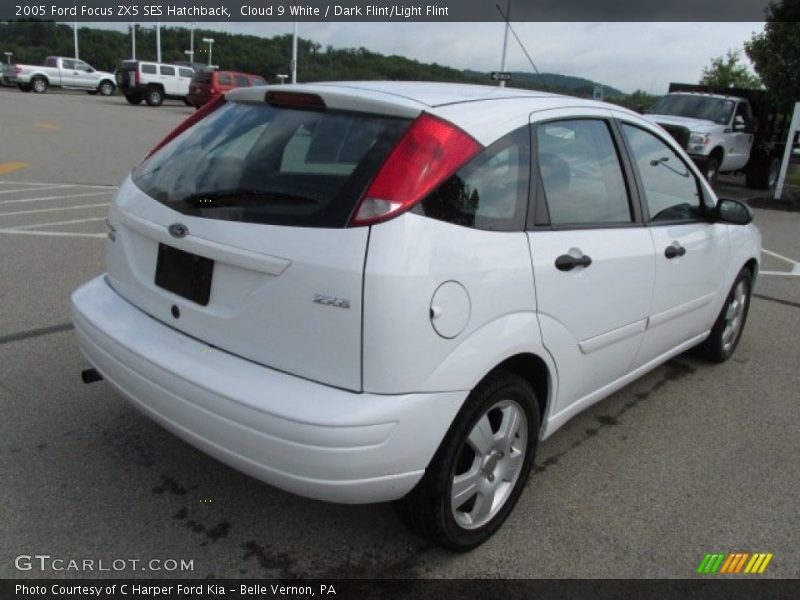 Cloud 9 White / Dark Flint/Light Flint 2005 Ford Focus ZX5 SES Hatchback