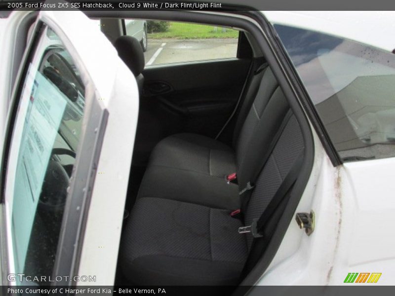 Cloud 9 White / Dark Flint/Light Flint 2005 Ford Focus ZX5 SES Hatchback