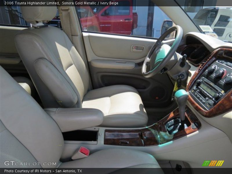 Sonora Gold Metallic / Ivory Beige 2006 Toyota Highlander Limited
