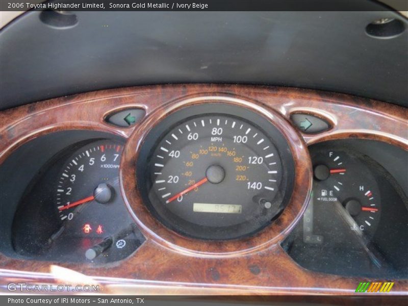 Sonora Gold Metallic / Ivory Beige 2006 Toyota Highlander Limited