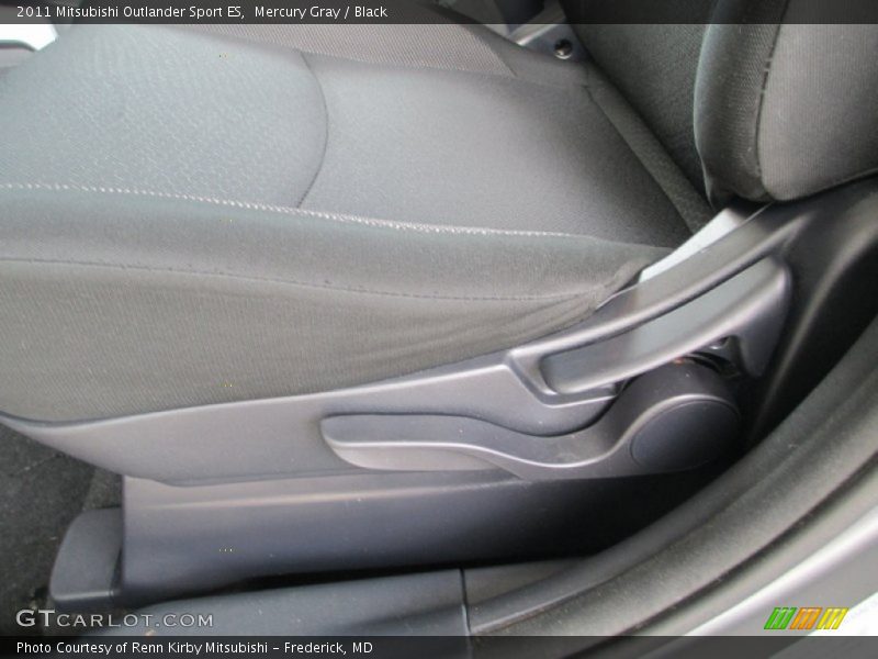 Mercury Gray / Black 2011 Mitsubishi Outlander Sport ES
