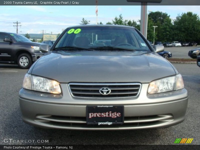 Graphite Gray Pearl / Gray 2000 Toyota Camry LE
