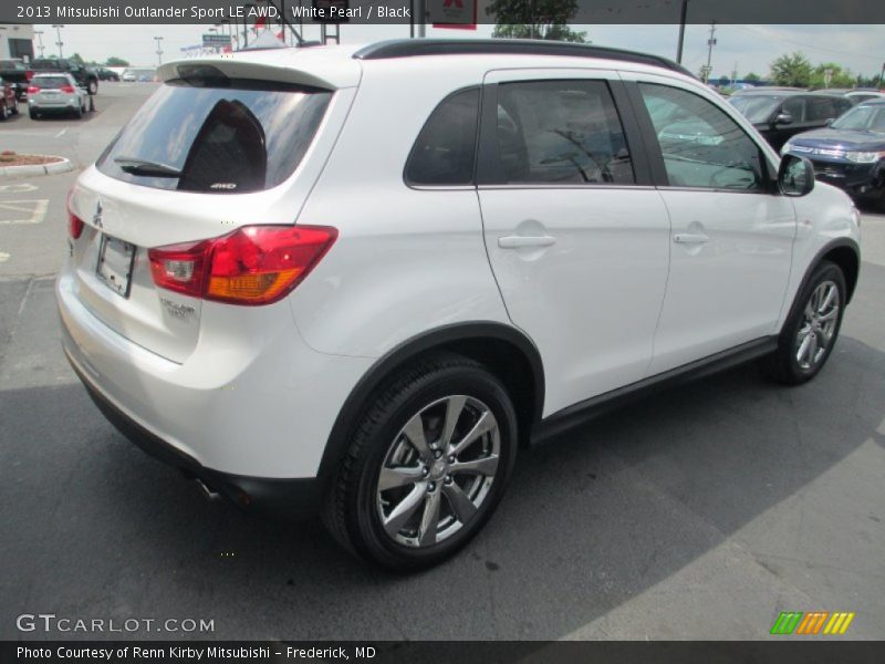 White Pearl / Black 2013 Mitsubishi Outlander Sport LE AWD
