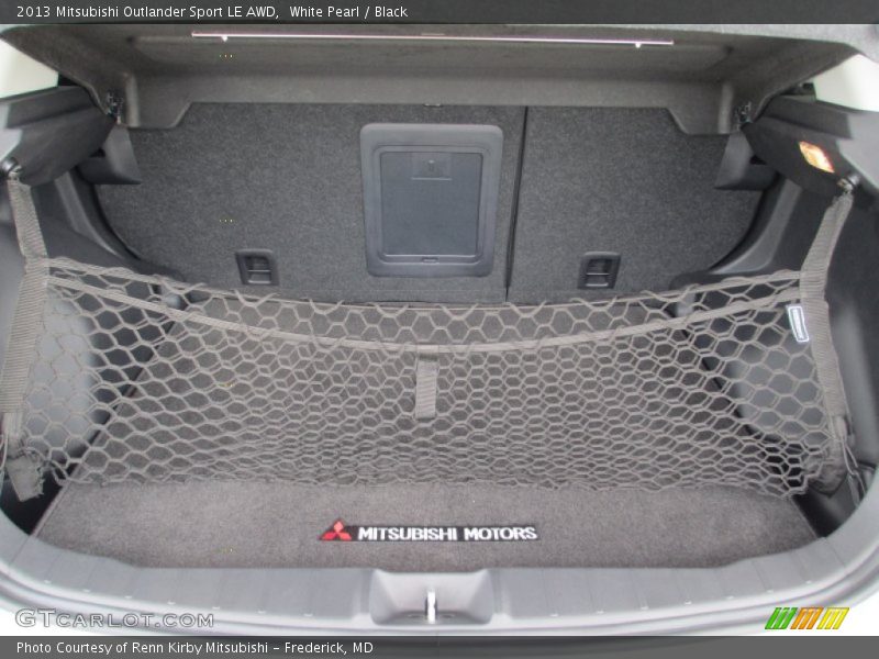 White Pearl / Black 2013 Mitsubishi Outlander Sport LE AWD