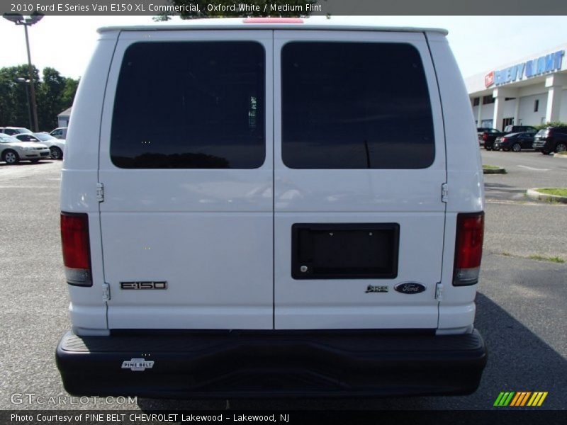 Oxford White / Medium Flint 2010 Ford E Series Van E150 XL Commericial