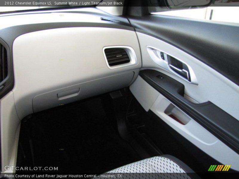 Summit White / Light Titanium/Jet Black 2012 Chevrolet Equinox LS
