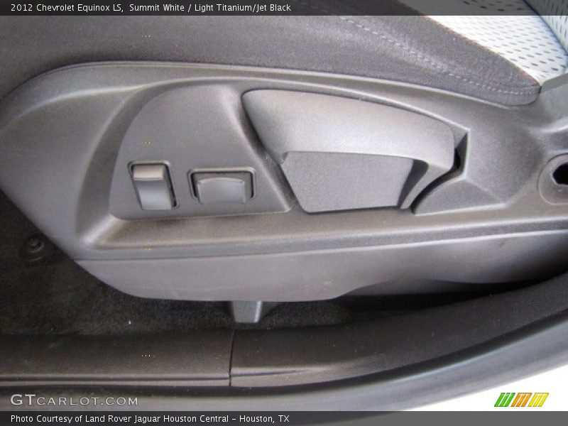 Summit White / Light Titanium/Jet Black 2012 Chevrolet Equinox LS