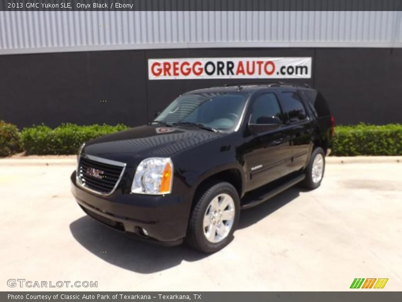 Onyx Black / Ebony 2013 GMC Yukon SLE