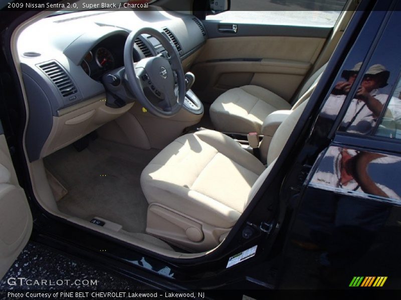 Super Black / Charcoal 2009 Nissan Sentra 2.0