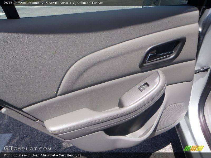 Silver Ice Metallic / Jet Black/Titanium 2013 Chevrolet Malibu LS